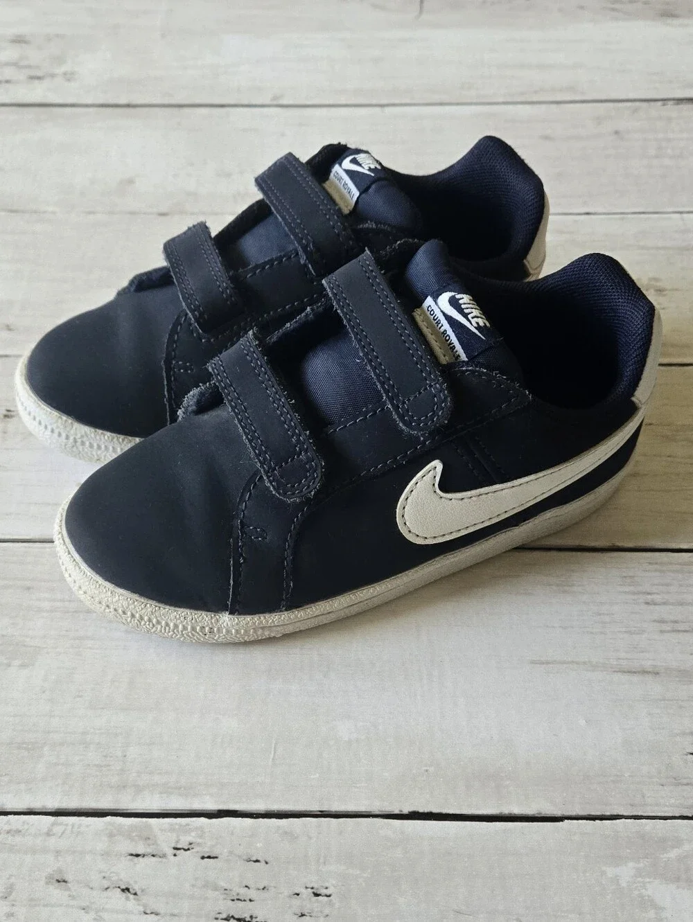 Nike Court Royale Sneakers